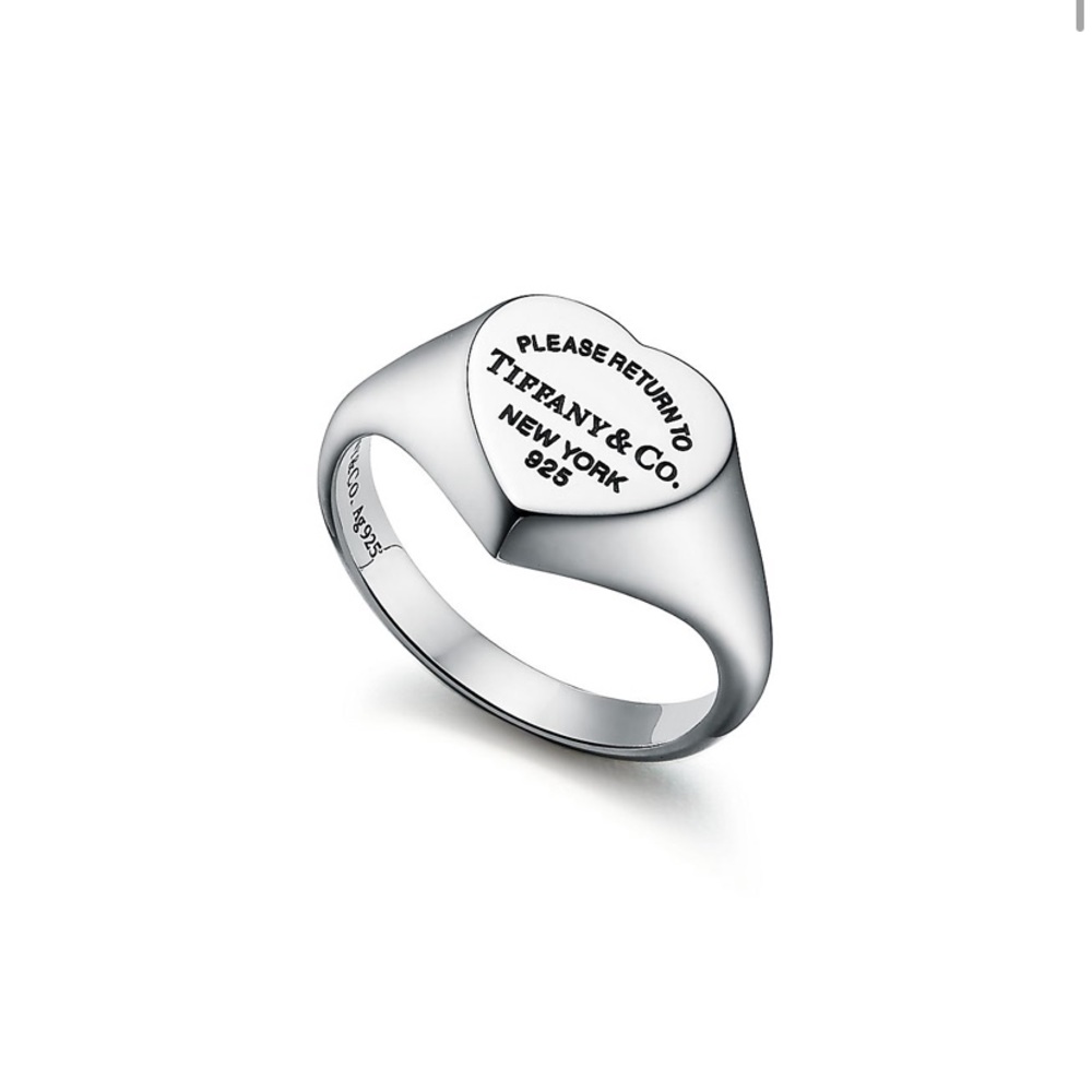 Tiffany & Co. | Heart Signet Ring